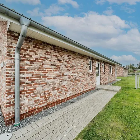 Mit Sauna Und Kamin Nahe Am Gruenen