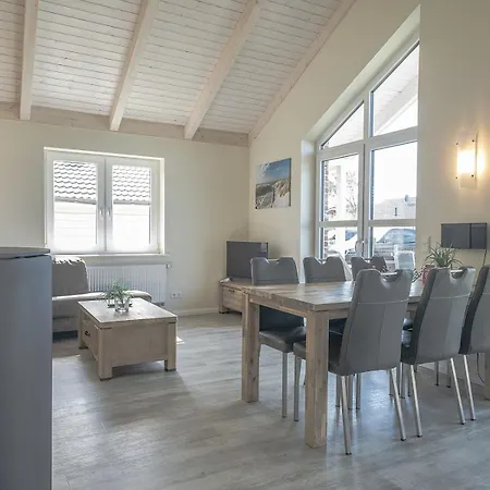 Mit Sauna Und Kamin Nahe Am Gruenen בית נופש