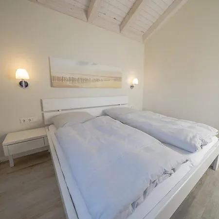 Mit Sauna Und Kamin Nahe Am Gruenen Dagebüll