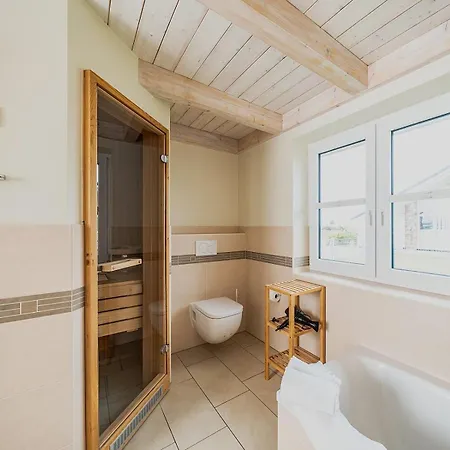 Mit Sauna Und Kamin Nahe Am Gruenen * Dagebüll