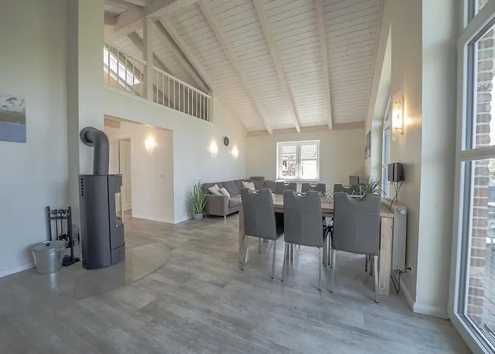 Semesterbostad Mit Sauna Und Kamin Nahe Am Gruenen *